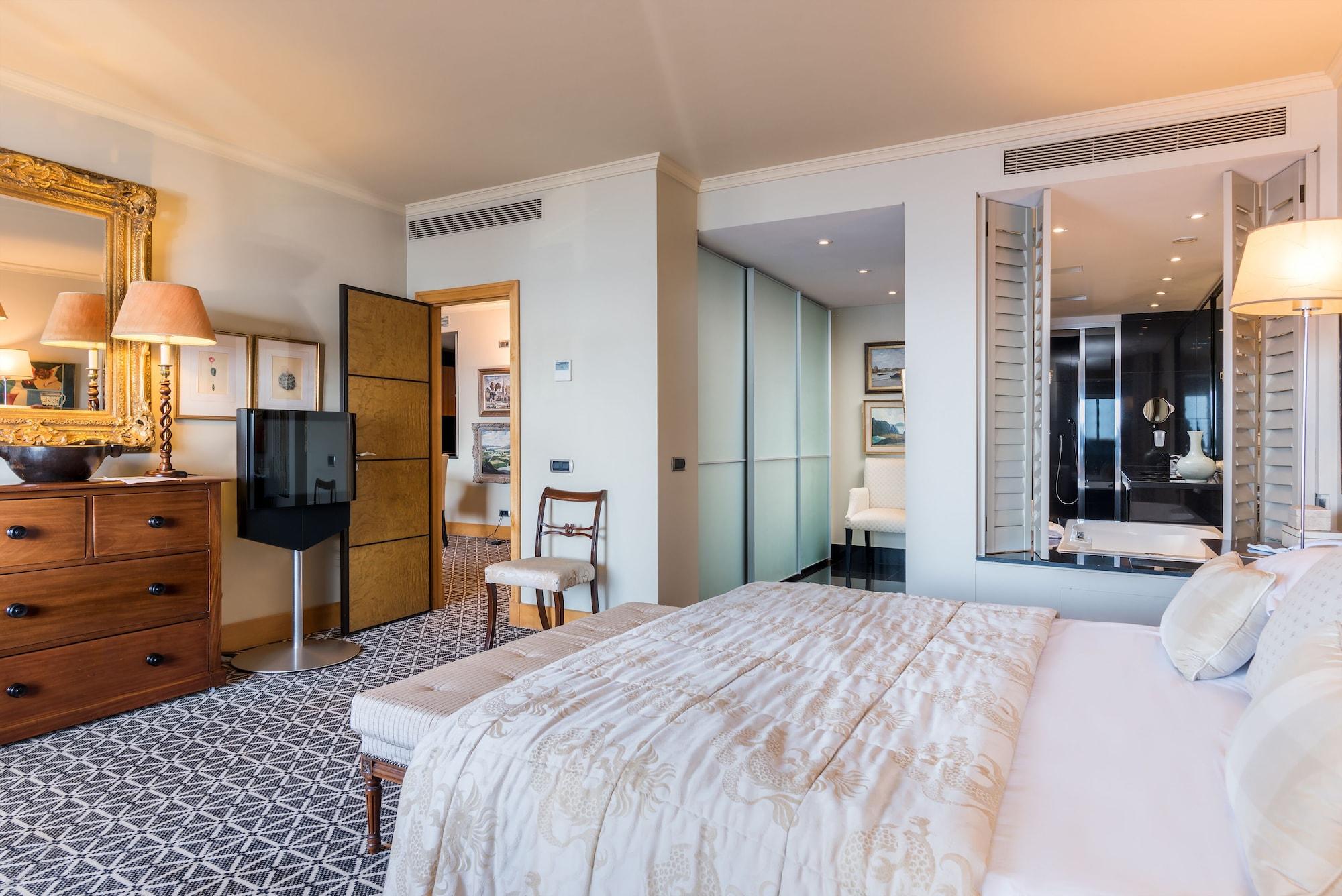 Royal Savoy - Ocean Resort - Savoy Signature ฟุงชาล ภายนอก รูปภาพ