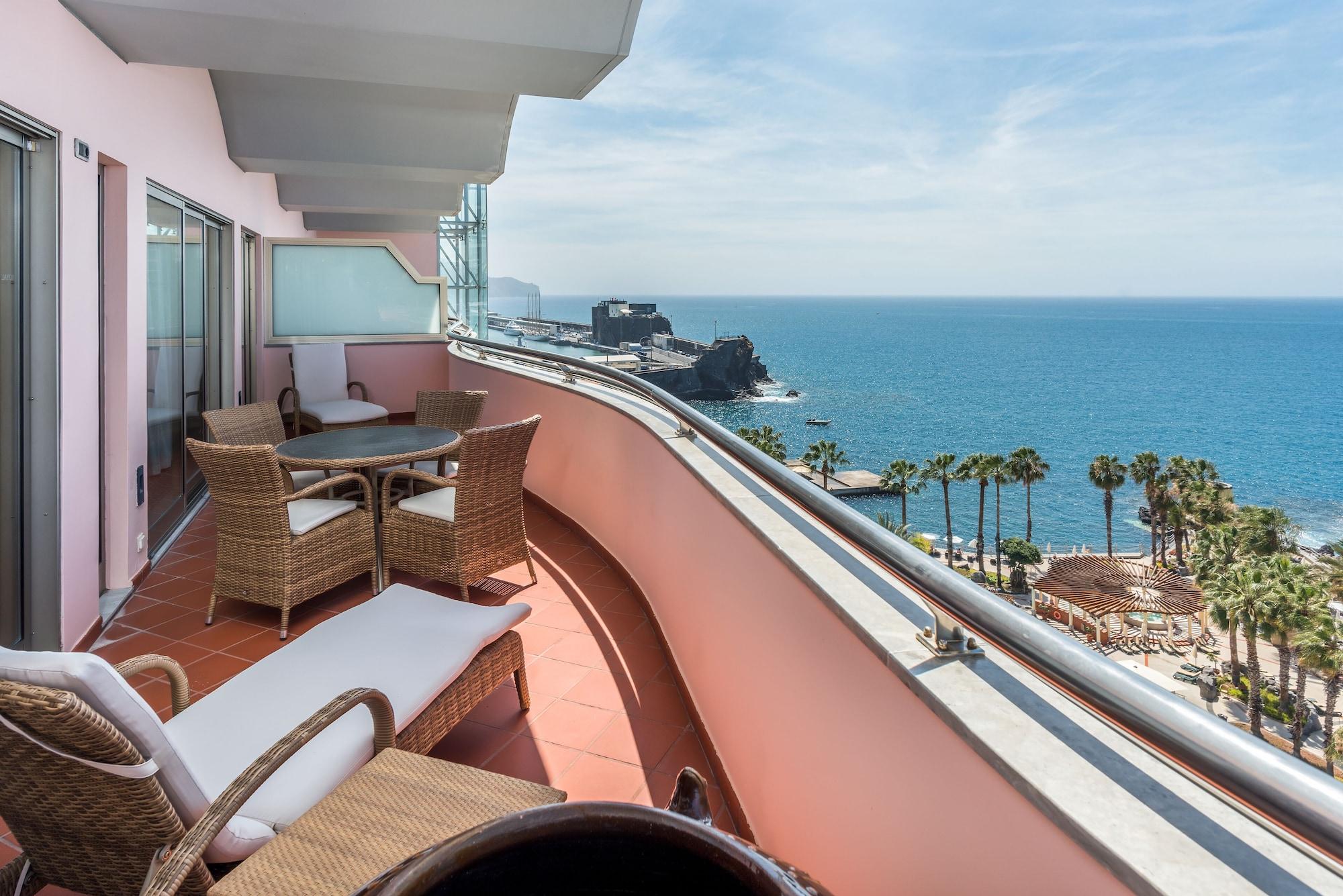 Royal Savoy - Ocean Resort - Savoy Signature ฟุงชาล ภายนอก รูปภาพ