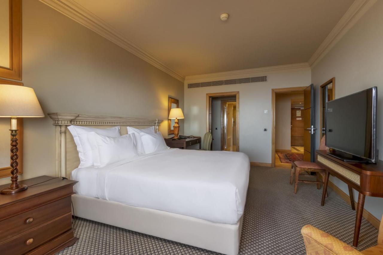Royal Savoy - Ocean Resort - Savoy Signature ฟุงชาล ภายนอก รูปภาพ
